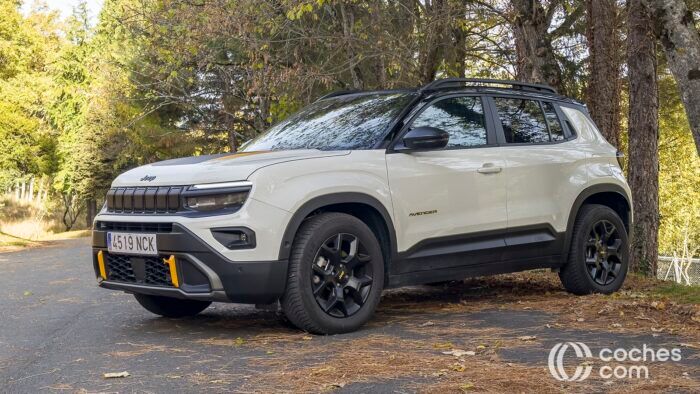 Jeep Avenger 4xe Prueba 03 700x394