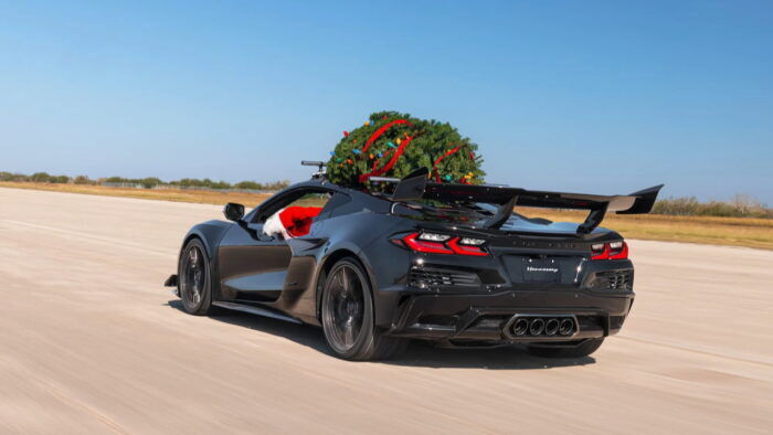 Chevrolet Corvette Arbol Navidad 7 700x394