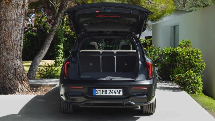 Mercedes GLB 350 4MATIC EQ Technology AMG Line Plus 2026 Maletero 1 700x394