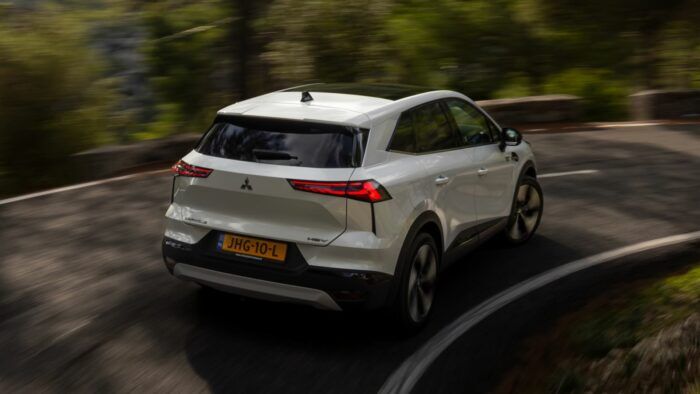 Mitsubishi Grandis HEV 2026 Prueba 23 700x394