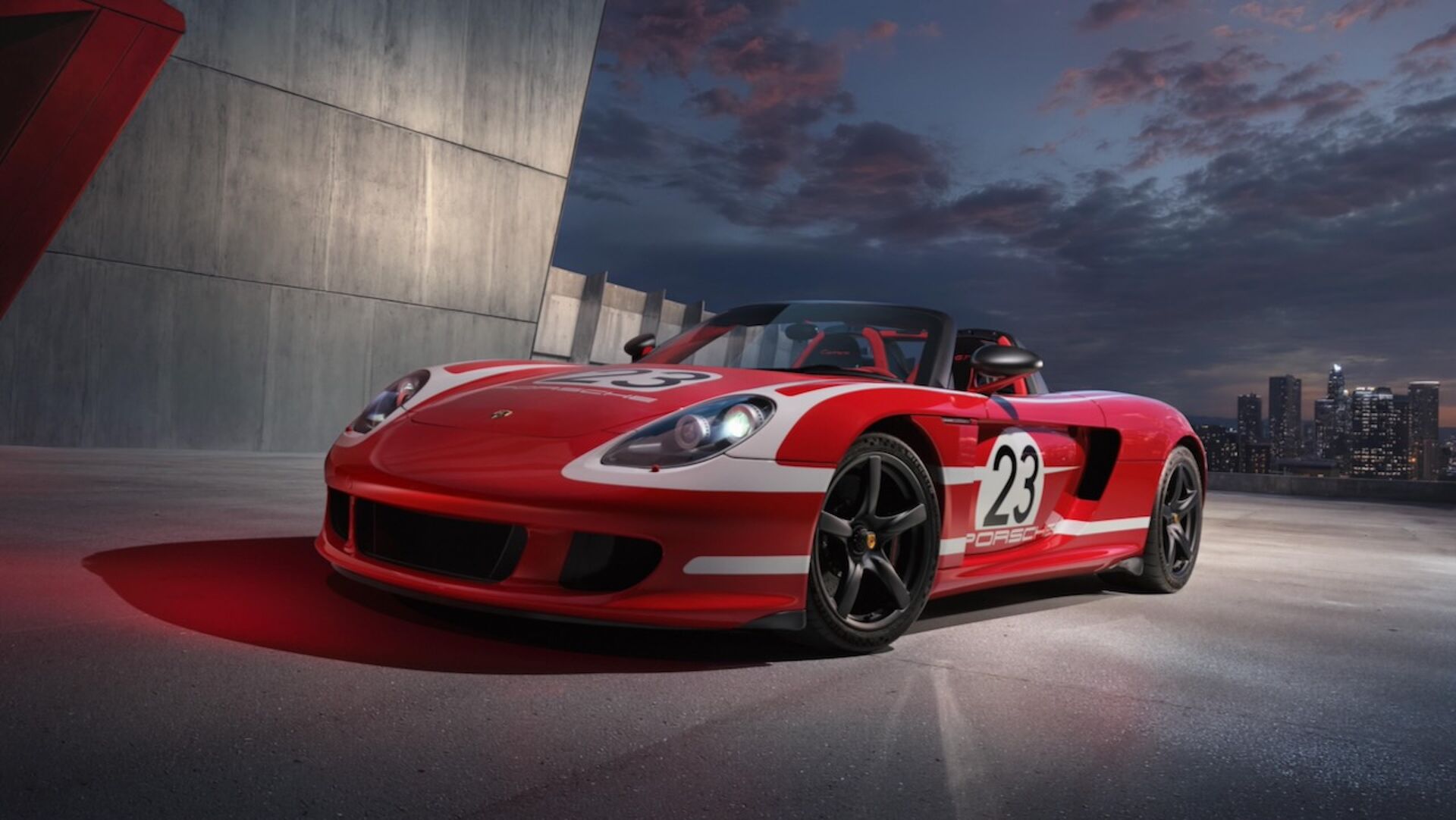 Este Porsche Carrera GT ha sido rehecho por completo y hace un guiño a los 70