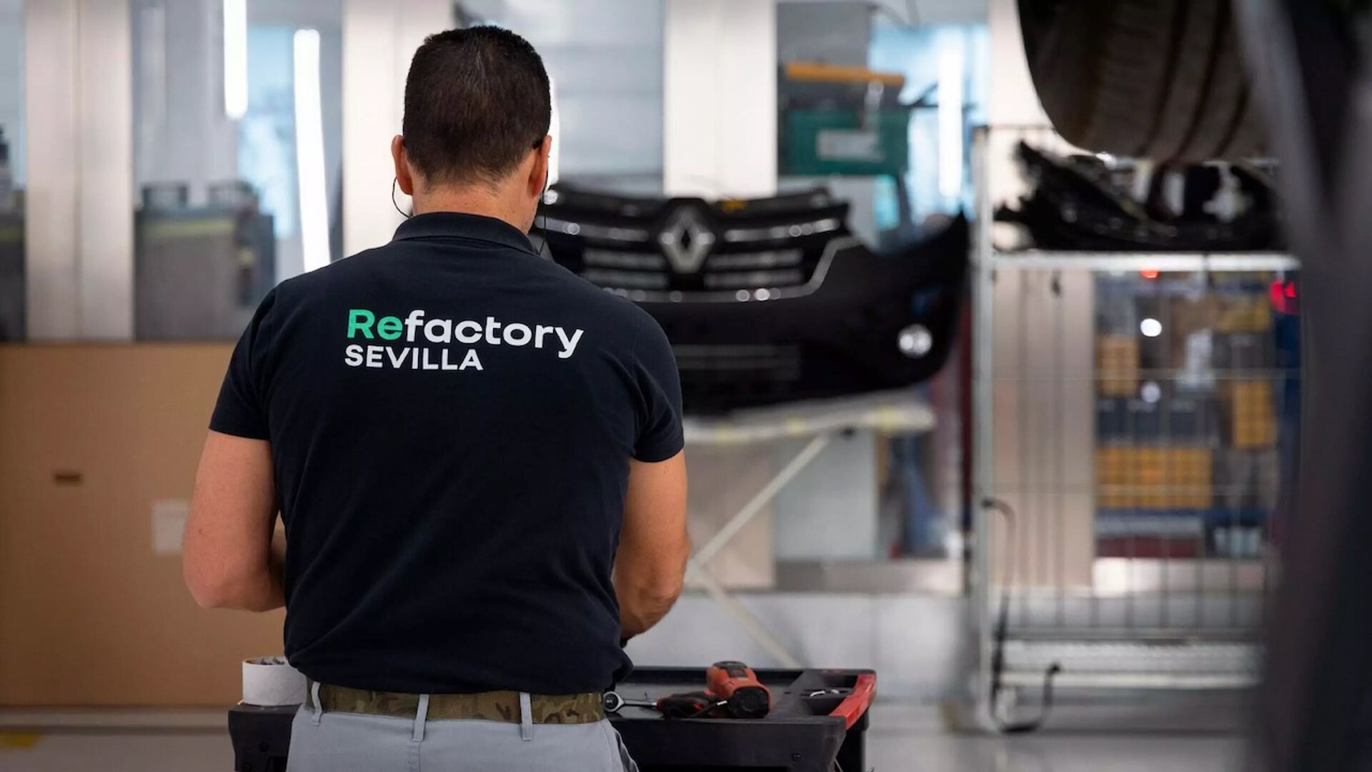 Refactory: el otro proyecto de Renault en España que reacondiciona coches