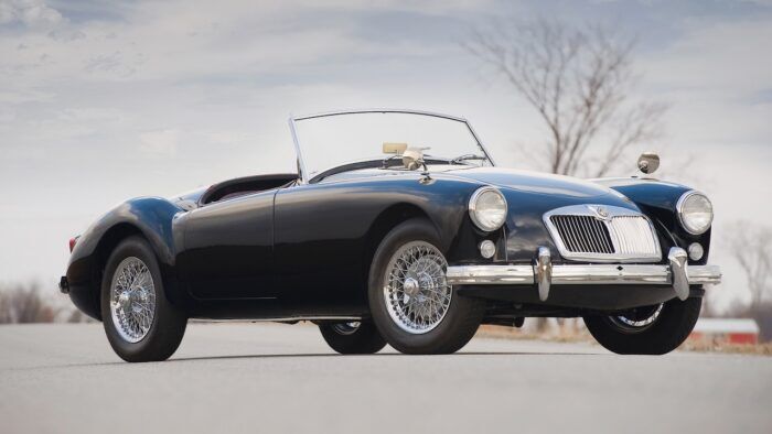 Historia MG 4 700x394