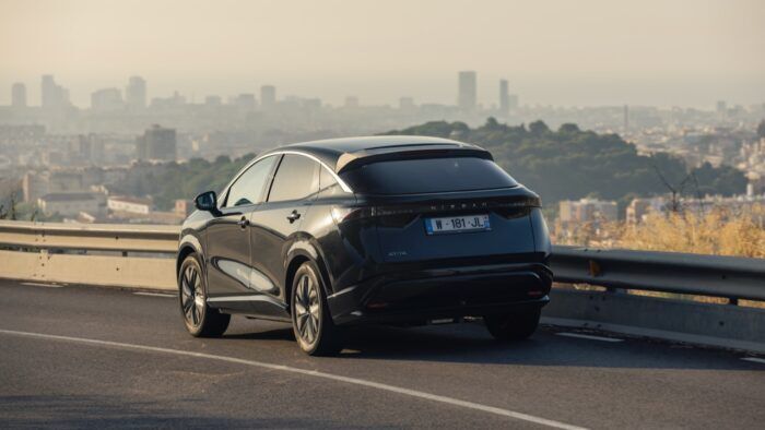 Nissan Ariya Solar Concept 1 700x394