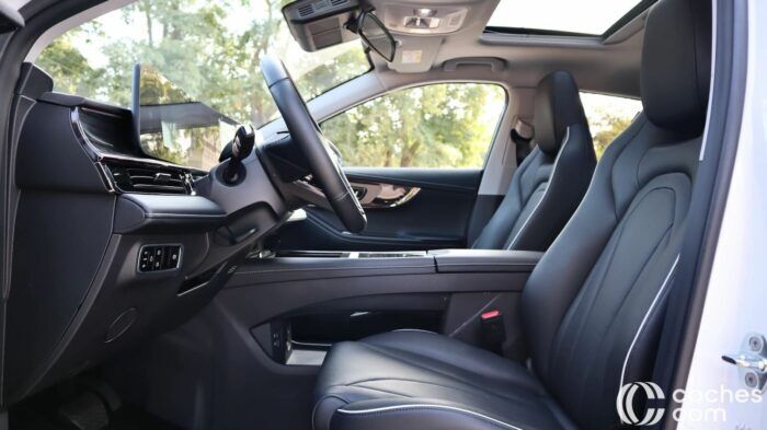 Omoda 5 2025 Prueba Interior 7 700x393