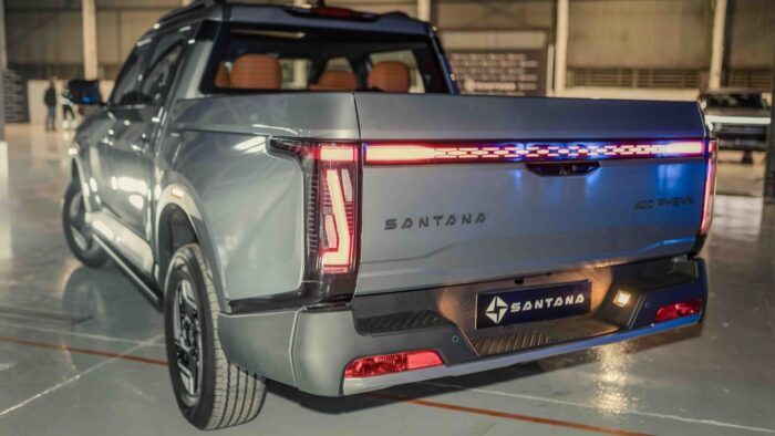 Santana 400 Contacto 12 700x394