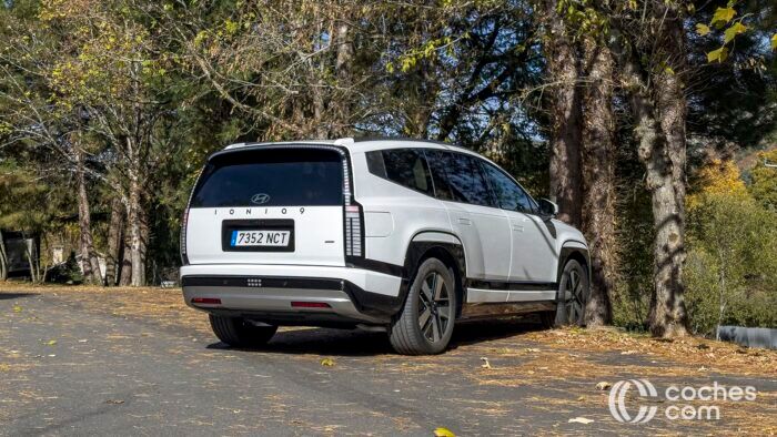 Hyundai Ioniq 9 Prueba 02 700x394