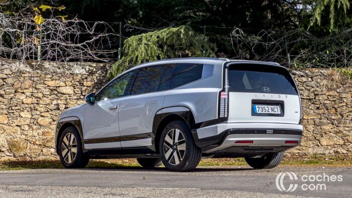 Hyundai Ioniq 9 Prueba 09 700x394