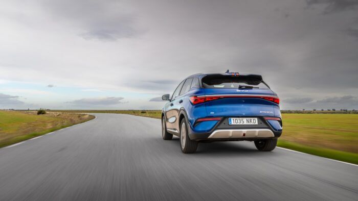 BYD Atto 3 EVO Contacto 10 700x394