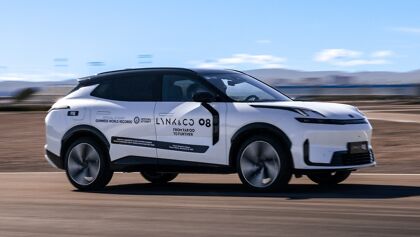 Un híbrido enchufable ha conseguido hacer 293 kilómetros en modo eléctrico (aunque tiene truco)