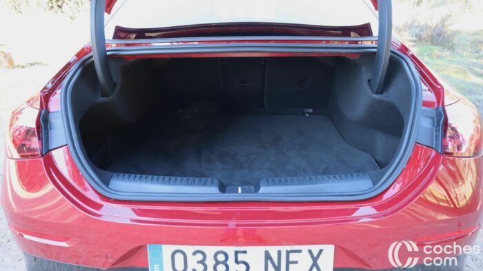 Mercedes CLA 250 Prueba Maletero 4 700x393