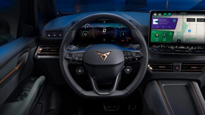 CUPRA Born VZ 2026 Interior 6 700x394