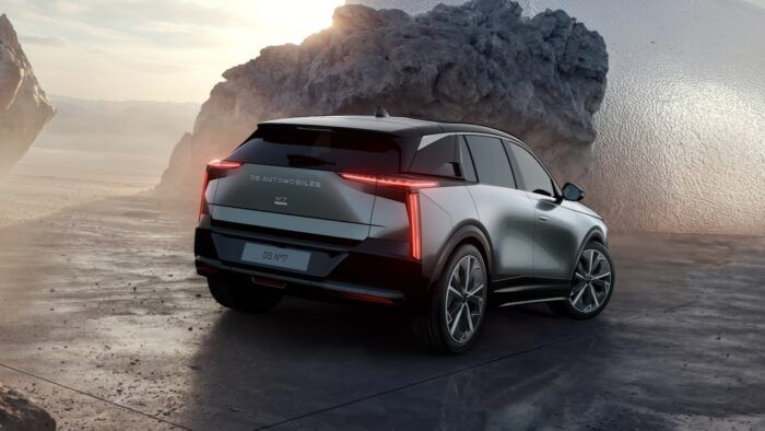 DS N 7 2027 20 700x394