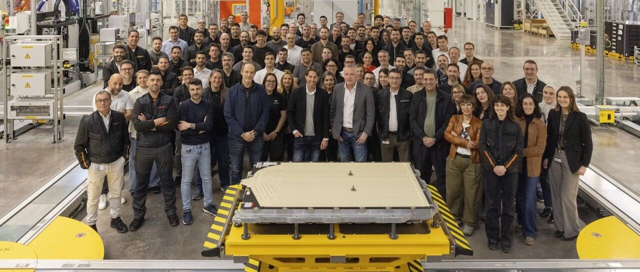 Todas las noticias de coches en un solo portal: Pruebas, fotos, vídeos, informes...