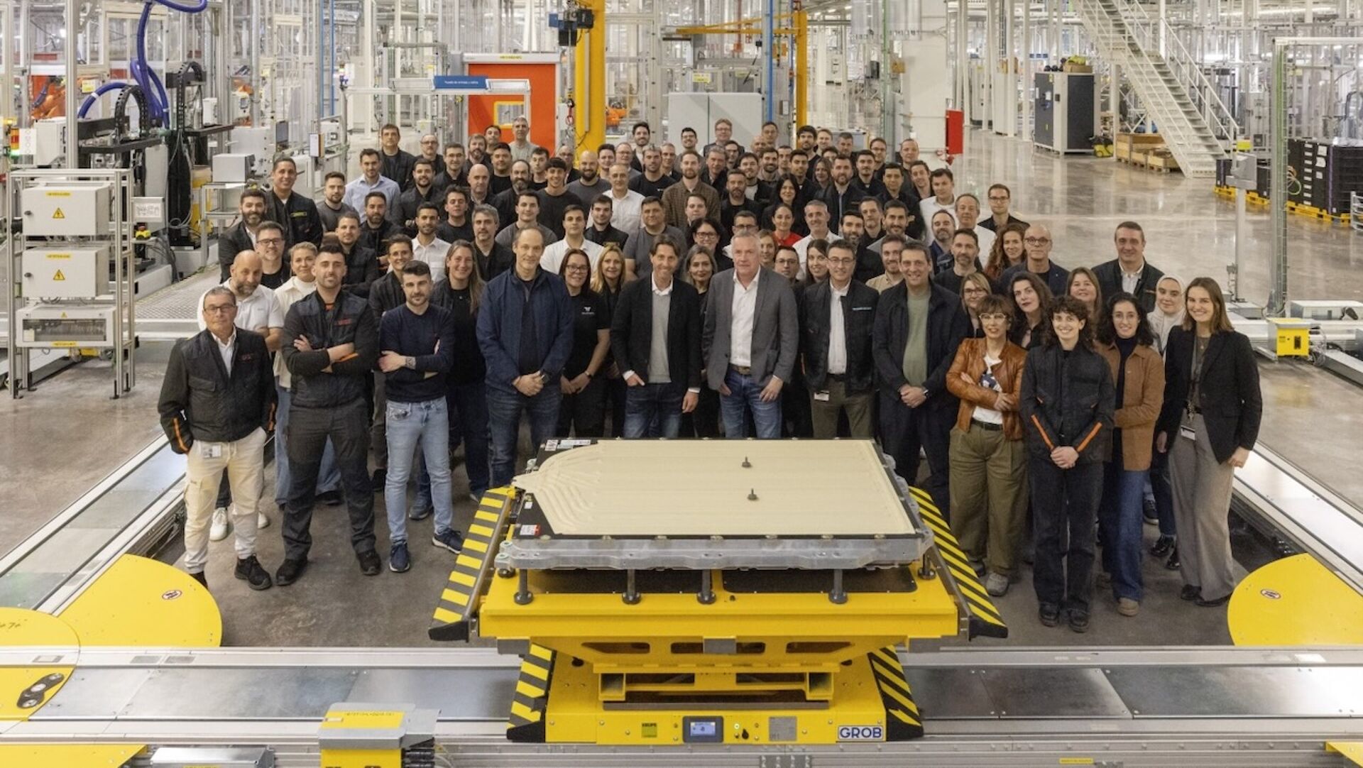 Martorell ya está electrificada: empieza la producción de baterías para Cupra Raval y Volkswagen ID. Polo