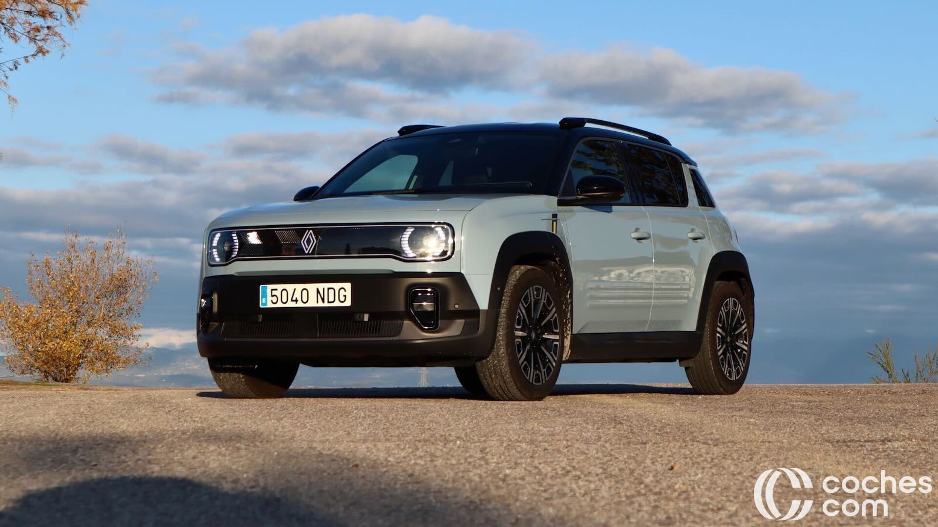 Renault 4 E-TECH | Prueba | Opiniones | Consumo y autonomía