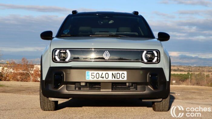 Renault 4 Prueba 2 700x393