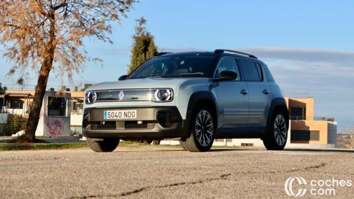 Renault 4 Prueba 3 700x394