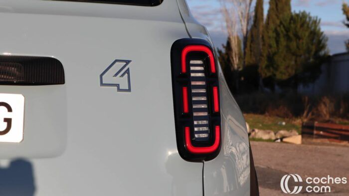 Renault 4 Prueba Detalle 7 700x393