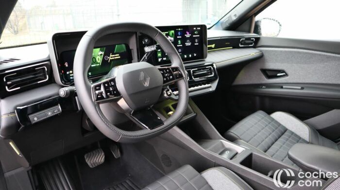 Renault 4 Prueba Interior 20 700x393