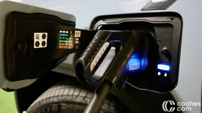 Renault 4 Prueba Motor 3 700x393