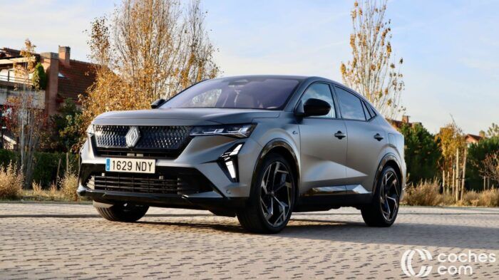 Renault Rafale E TECH 300 4x4 2026 Prueba 7 700x393