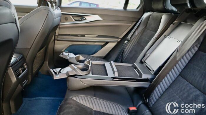 Renault Rafale E TECH 300 4x4 2026 Prueba Interior 28 700x393