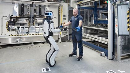 Los robots convivirán con los humanos en esta fábrica de BMW