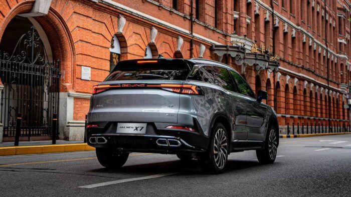 BAIC X75 2023 7 700x394