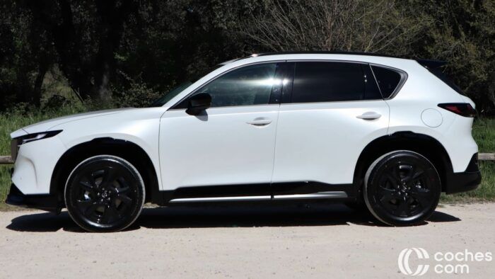 Mazda CX 5 E SkyActiv G 2026 Prueba 2 700x394