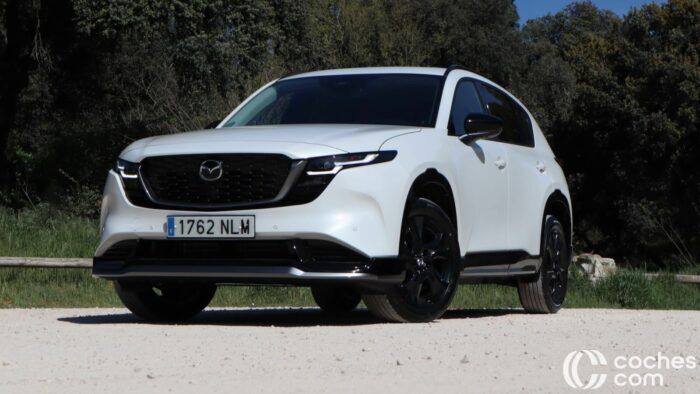 Mazda CX 5 E SkyActiv G 2026 Prueba 8 700x394
