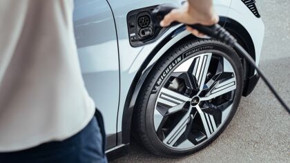 La autonomía de los eléctricos también preocupa a los fabricantes de neumáticos: así son los Energy de Michelin