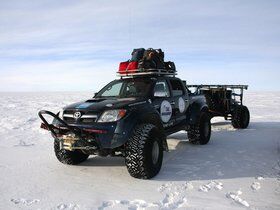Imagen de Arctic Trucks Toyota Hilux AT44 TAC