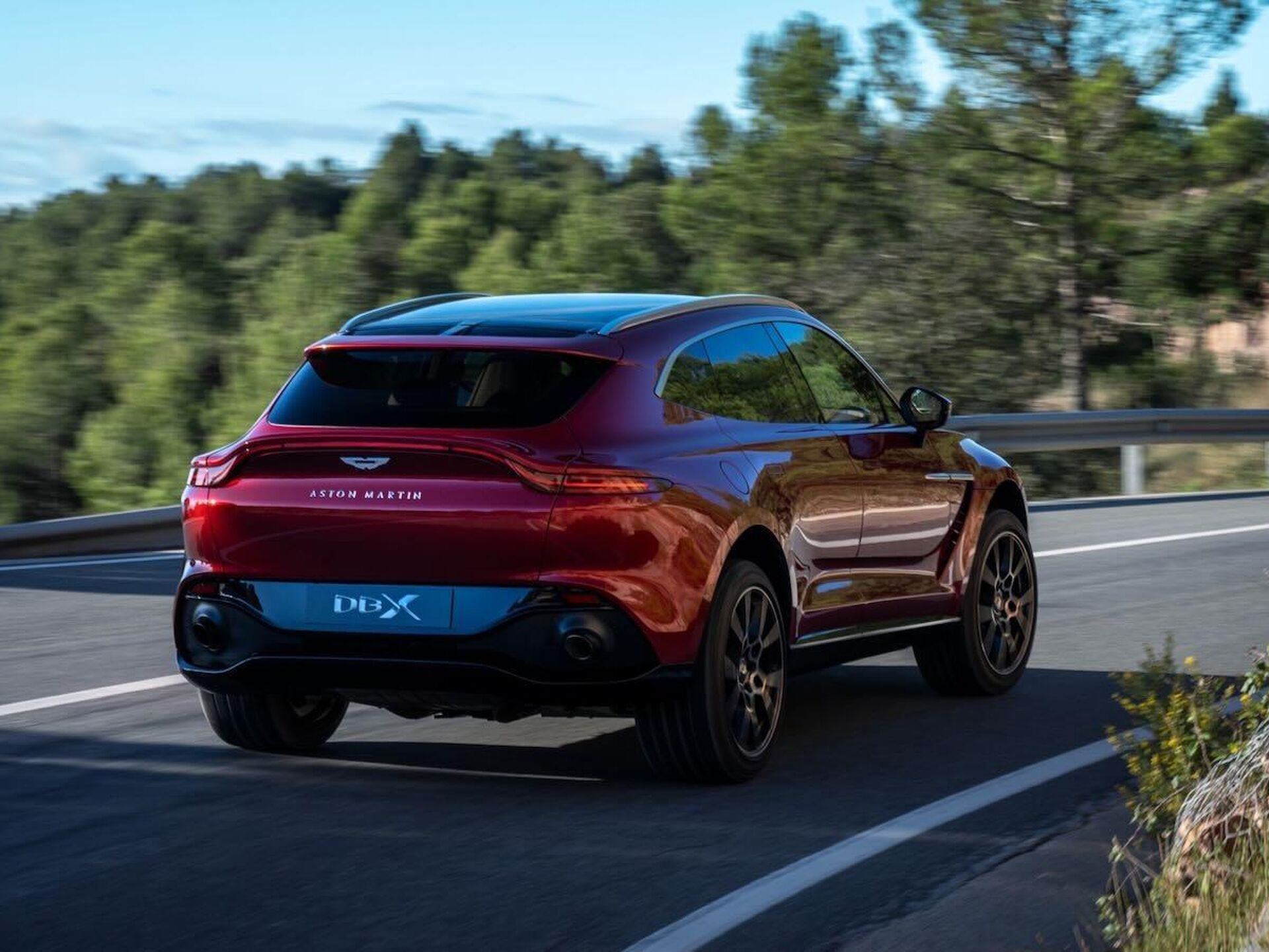 Imagen de ASTON MARTIN DBX nuevo
