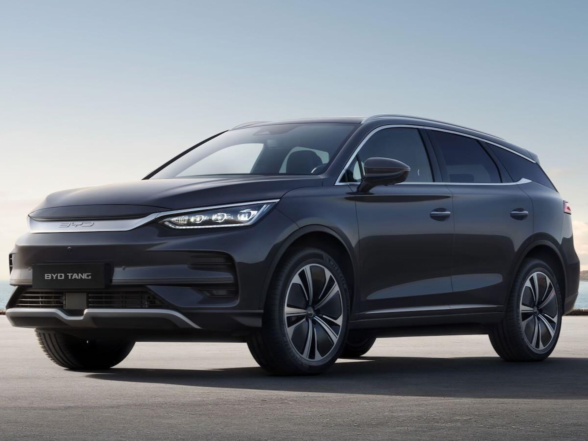 Imagen de BYD Tang nuevo