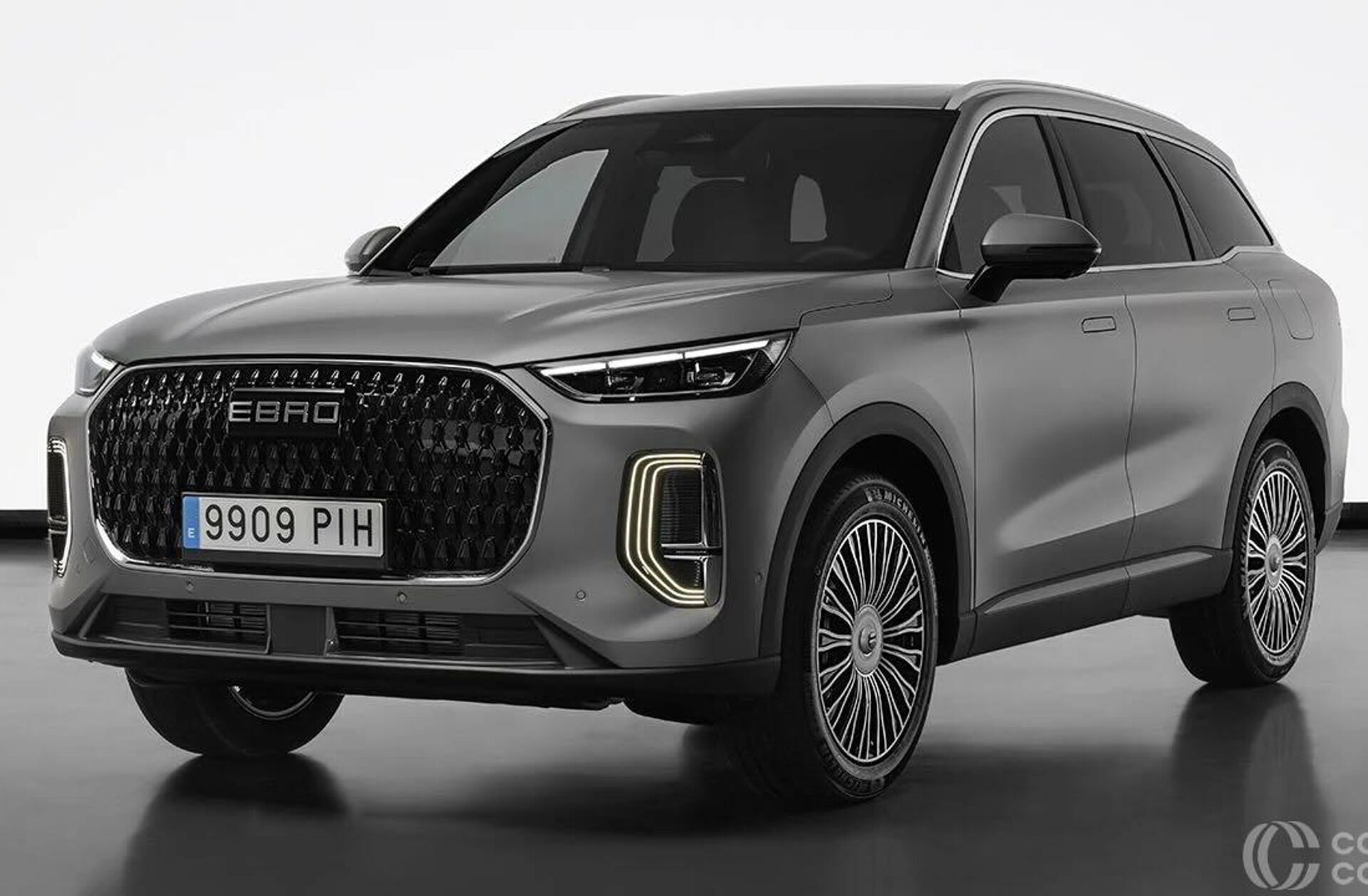 Imagen de EBRO S900 Híbrido Enchufable