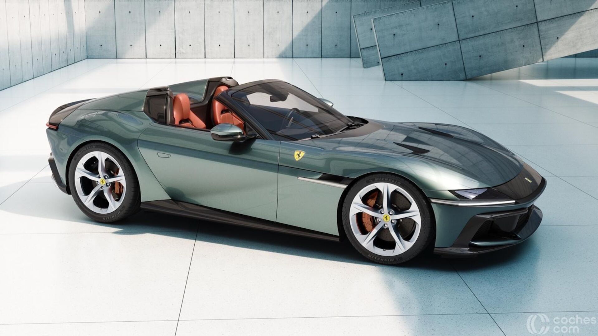 Imagen de FERRARI 12 cilindri nuevo