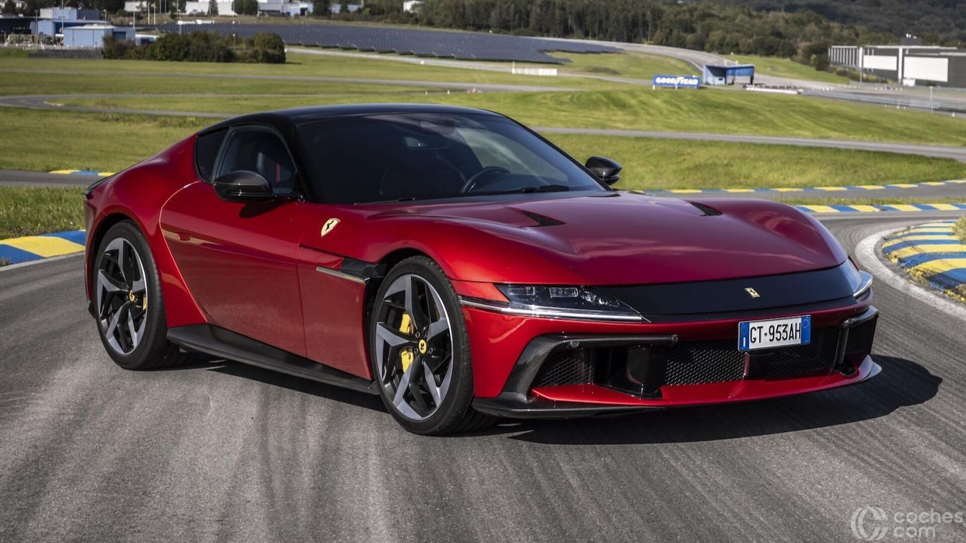 Imagen de FERRARI 12 cilindri nuevo