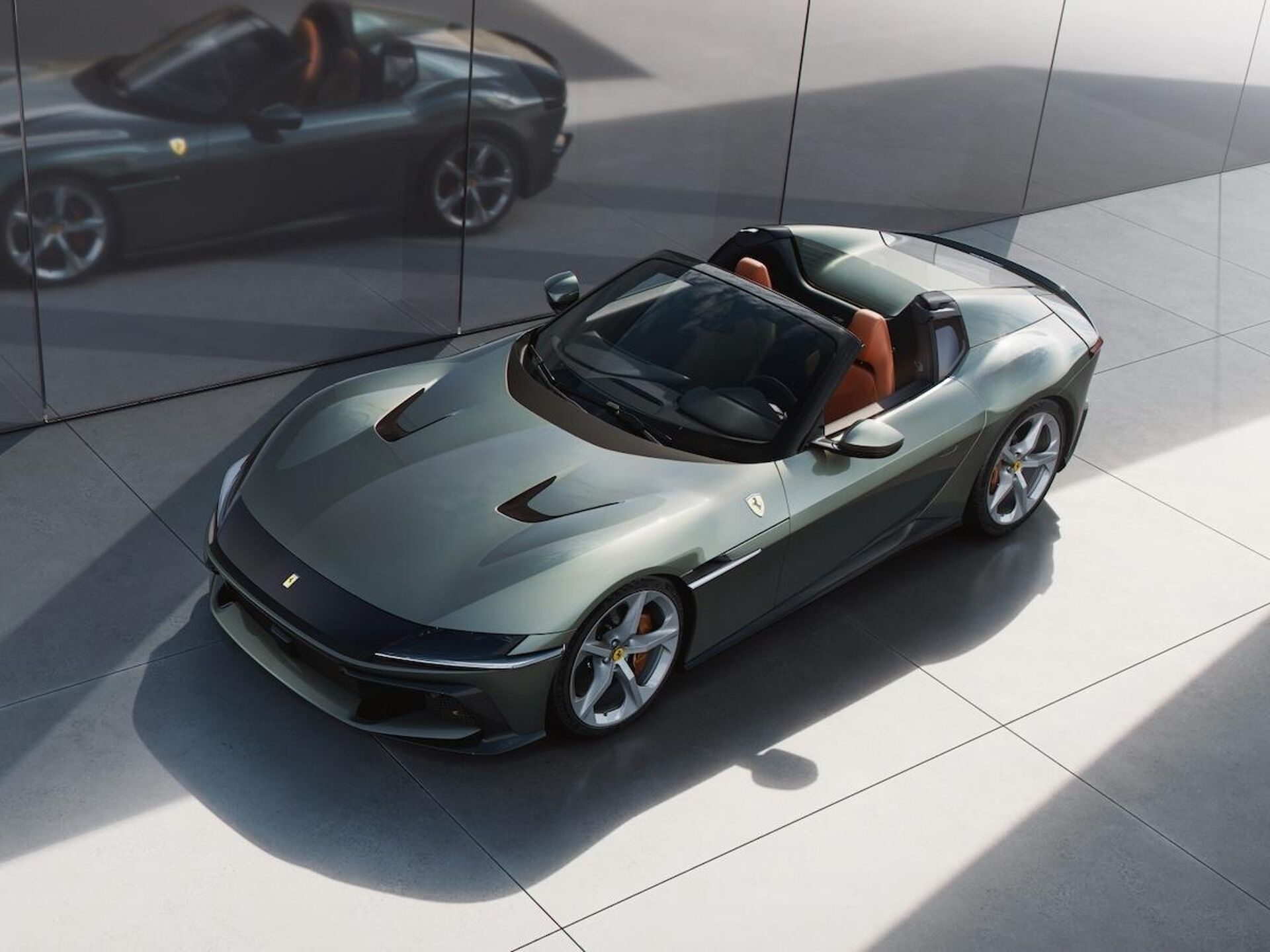 Imagen de FERRARI 12 cilindri nuevo