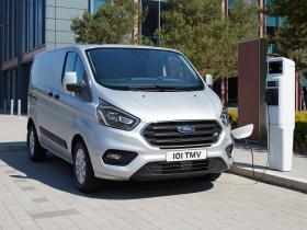 Imagen de Transit Custom PHEV LWB