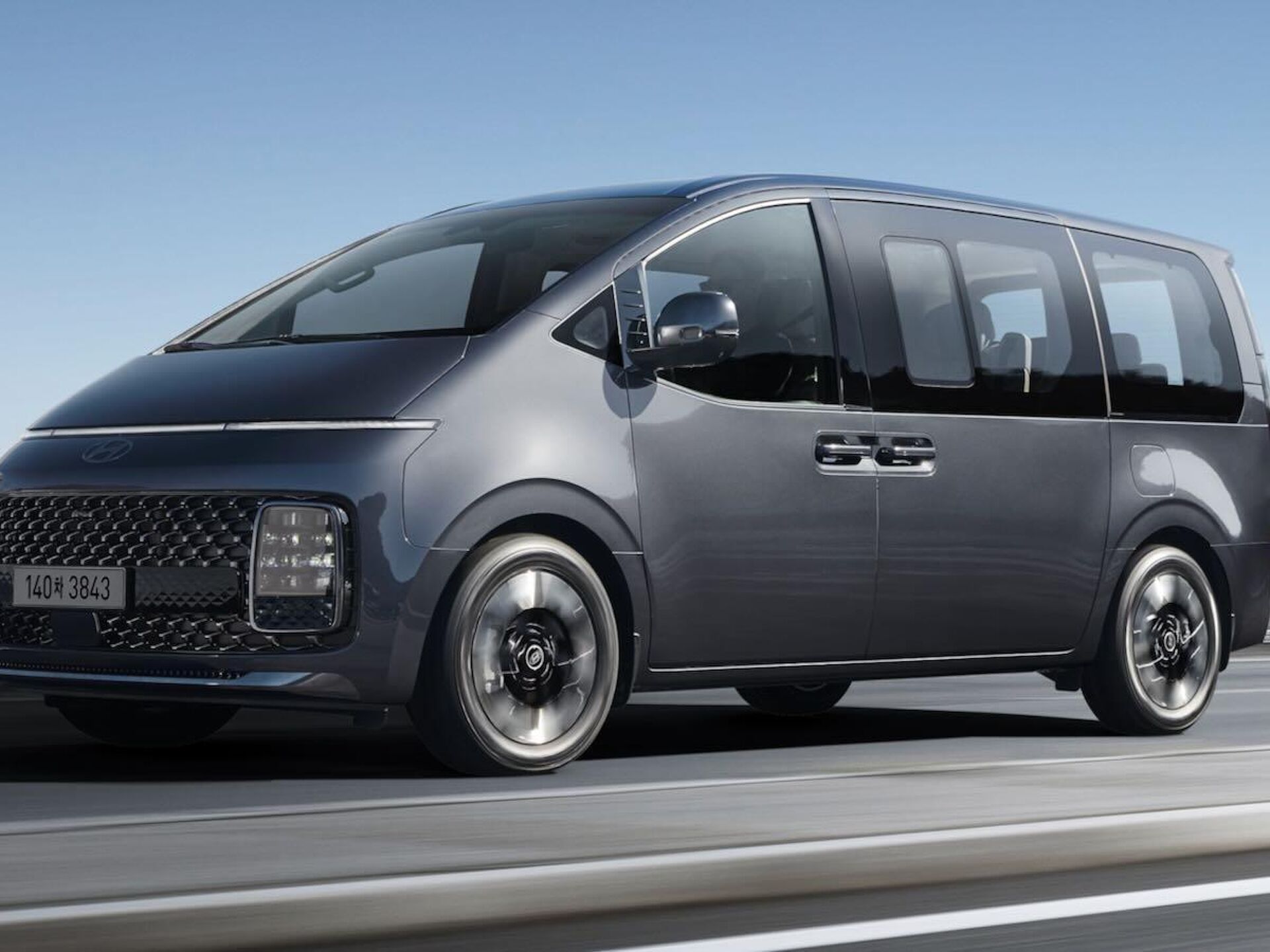 Imagen de HYUNDAI Staria nuevo