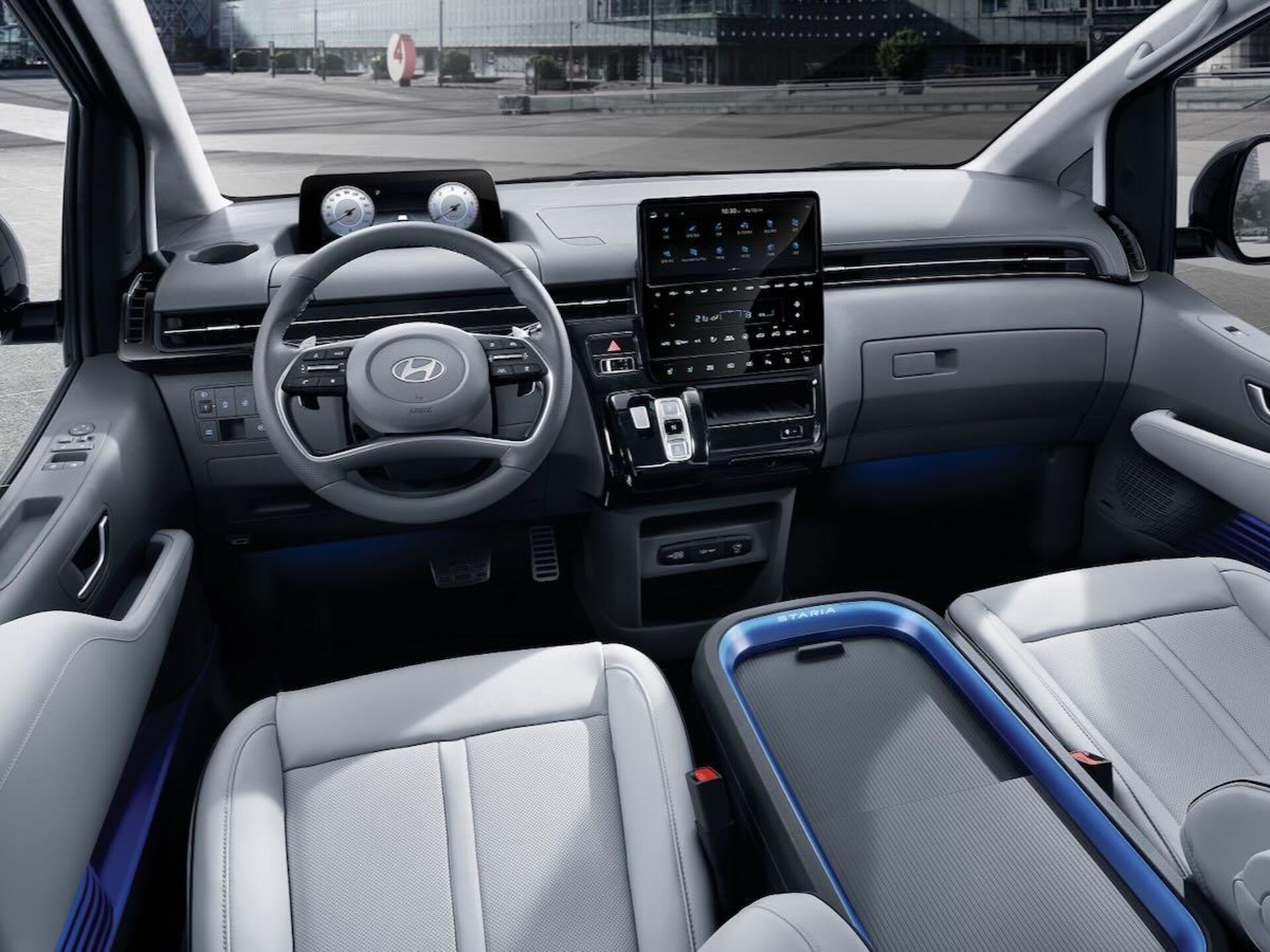 Imagen de HYUNDAI Staria nuevo