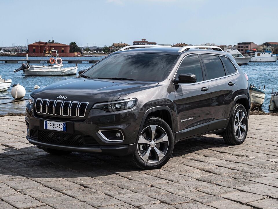 Jeep Cherokee 2.2 Overland 4wd 9at