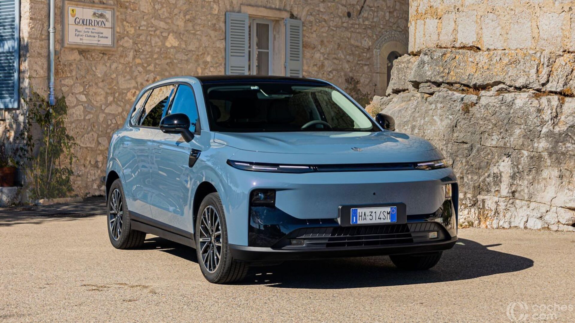 Imagen de LEAPMOTOR B10 nuevo