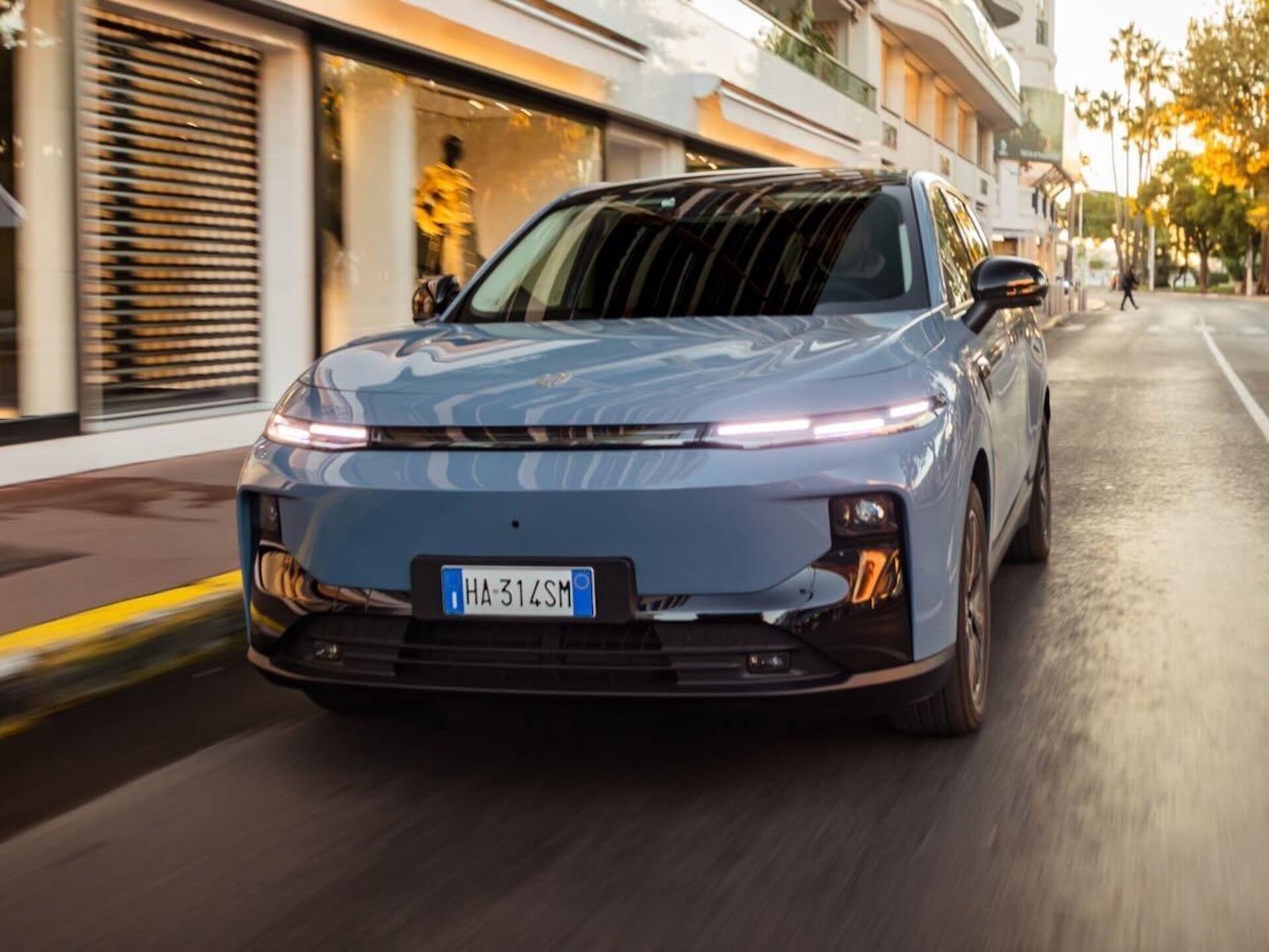 Imagen de LEAPMOTOR B10 nuevo