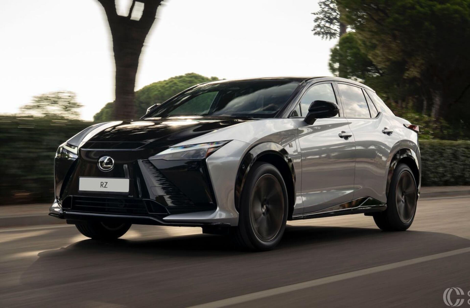 Imagen de LEXUS RZ Eléctrico