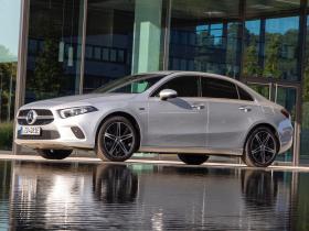 Imagen de Clase A Sedan 250 e