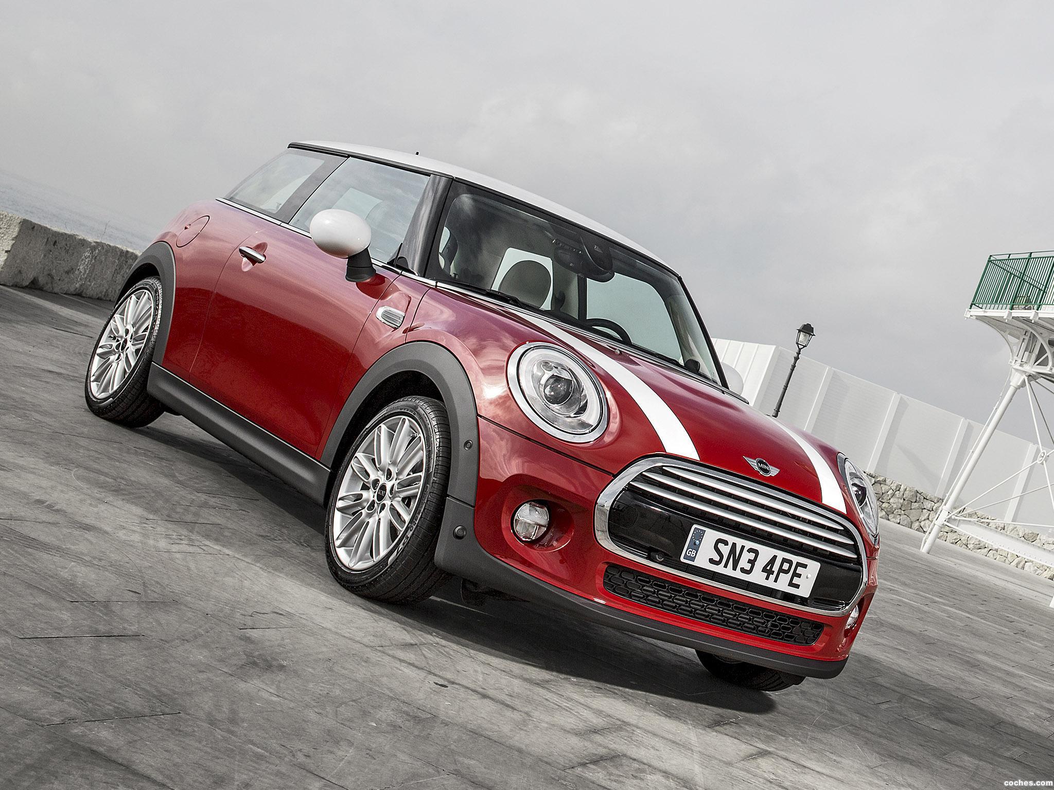 Что такое мини купер. Мини Купер Хатч. Mini Cooper Mini Hatch. Мини Купер 2014. Mini Hatch 2014.