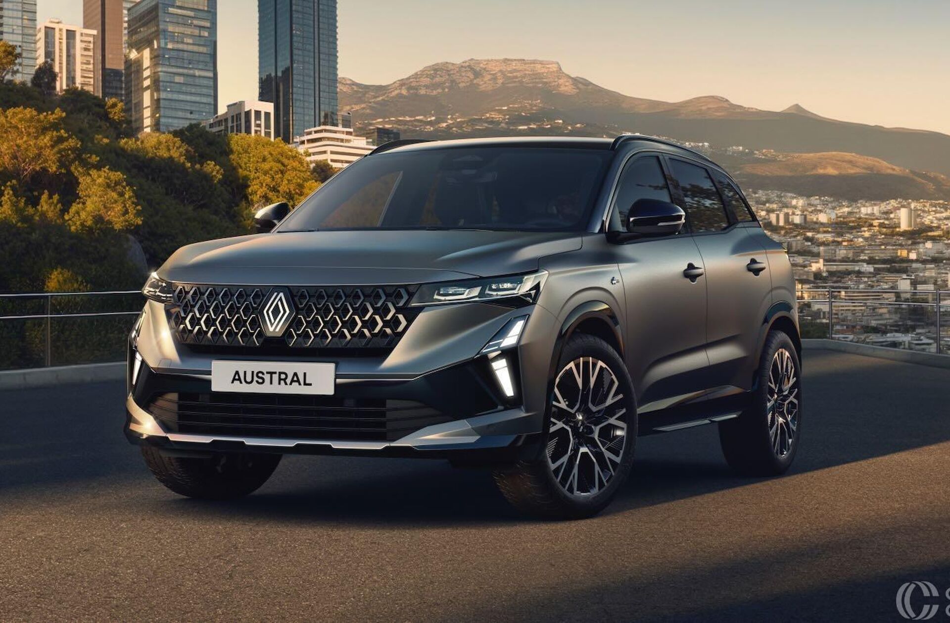 RENAULT