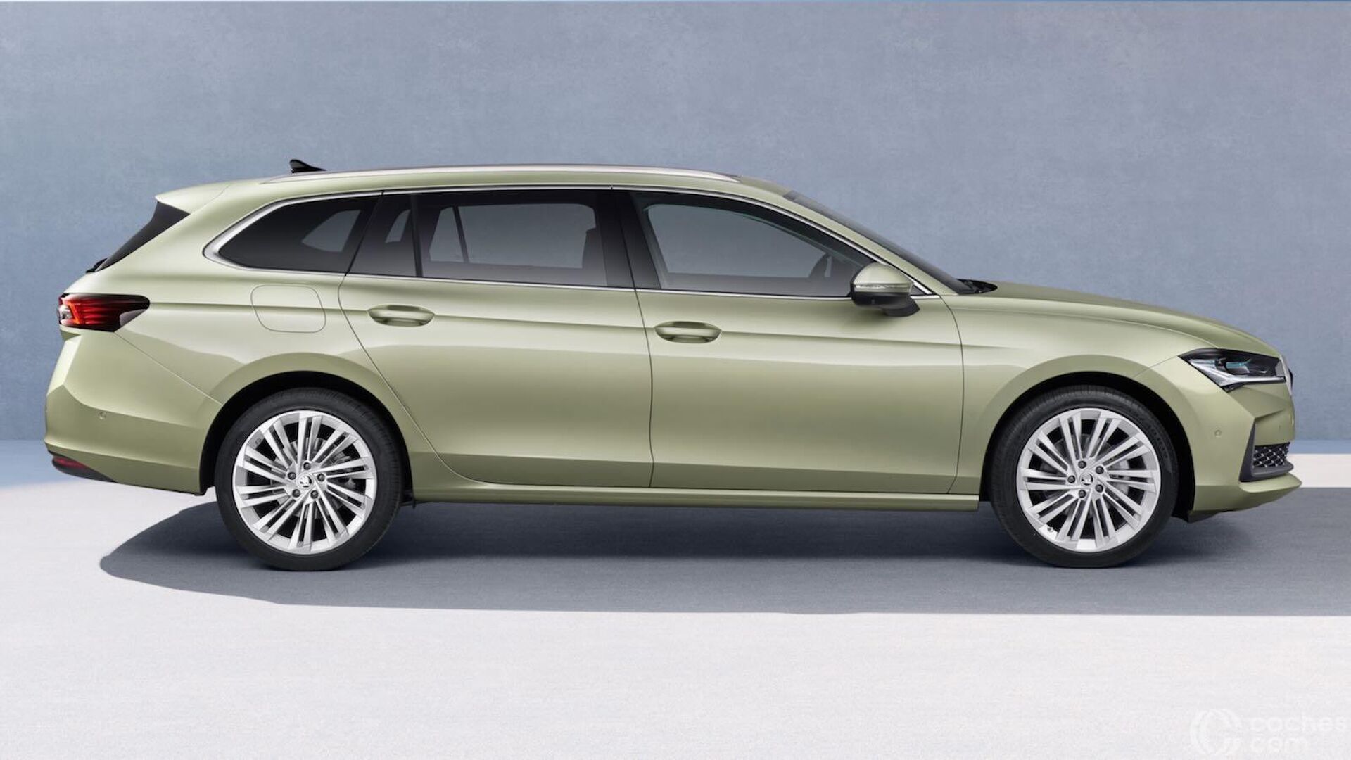 Imagen de SKODA Superb nuevo
